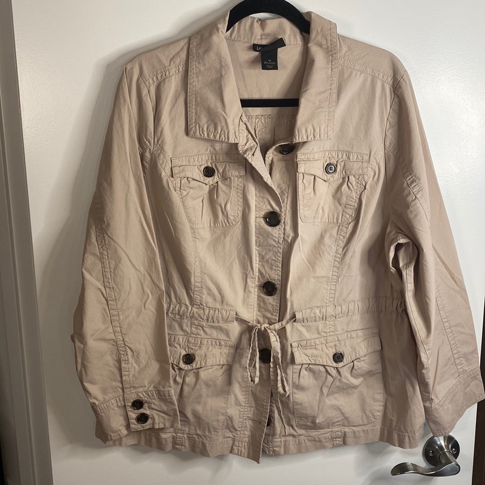 NWOT khaki safari jacket size 18 Lane Bryant